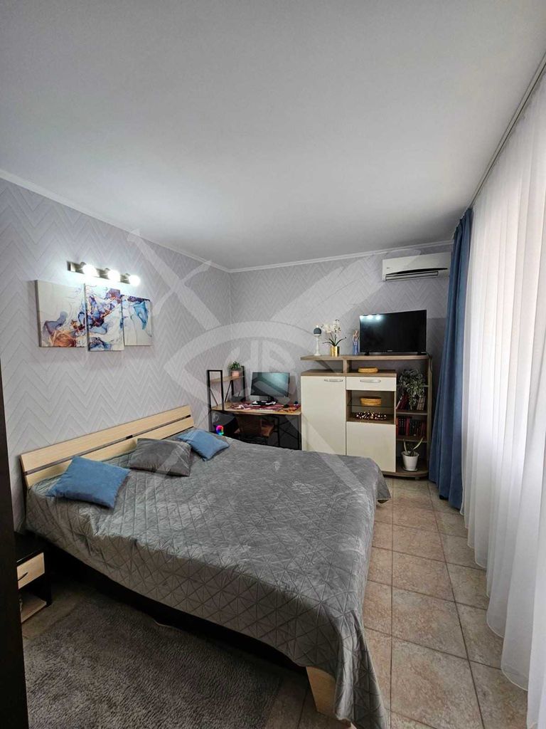 Продава се Двустаен апартамент в к.к. Слънчев бряг - 53 кв.м за 1378 €/кв.м - Снимка #6