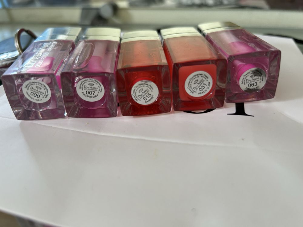 Lip glow olio Dior червило