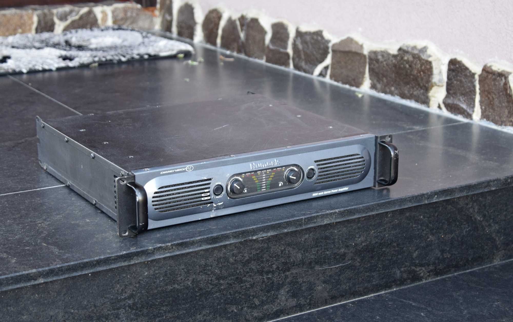 Amplificator profesional Numark Dimension 4, 1900 Watts