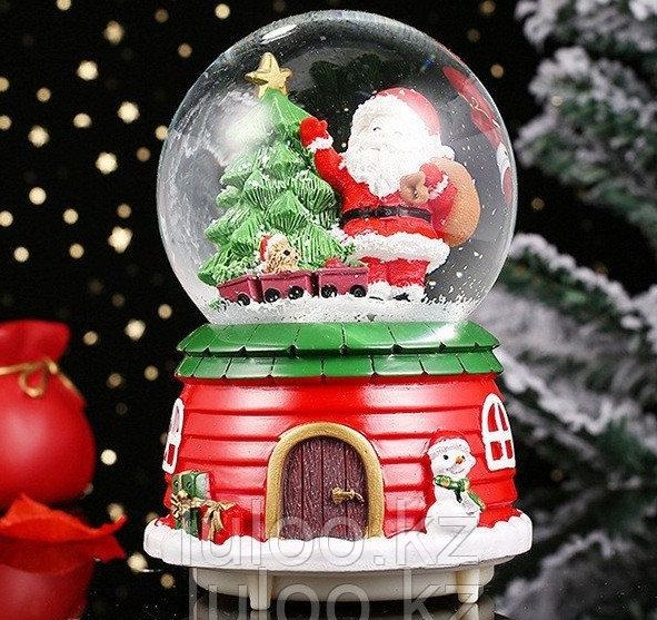 Музыкальный снежный шар "Дед Мороз с паровозиком и медвежонком", 16см.