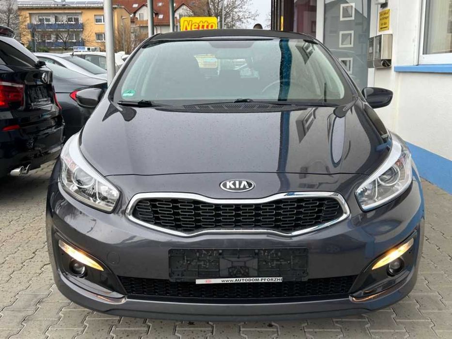 Masini de inchiriat Bucuresti Aeroport Inchirieri Auto  Rent A Car