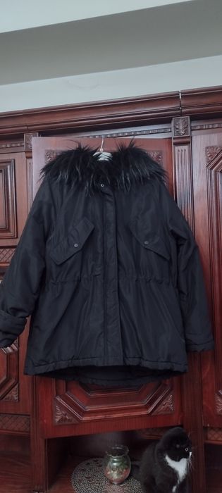 Geaca neagra H&M