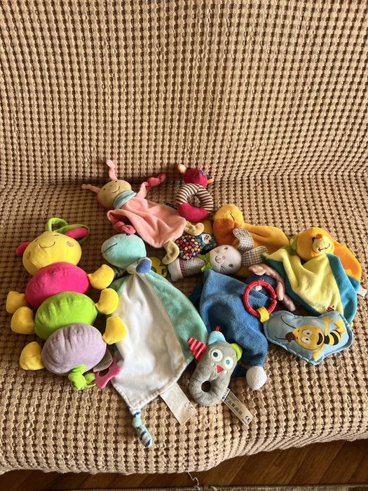 Играчки за бебе, плюшени играчки