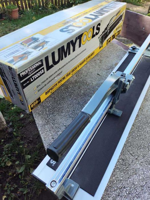 Dispozitiv pentru taiat gresie si faianta cu rulmenti, Lumytools