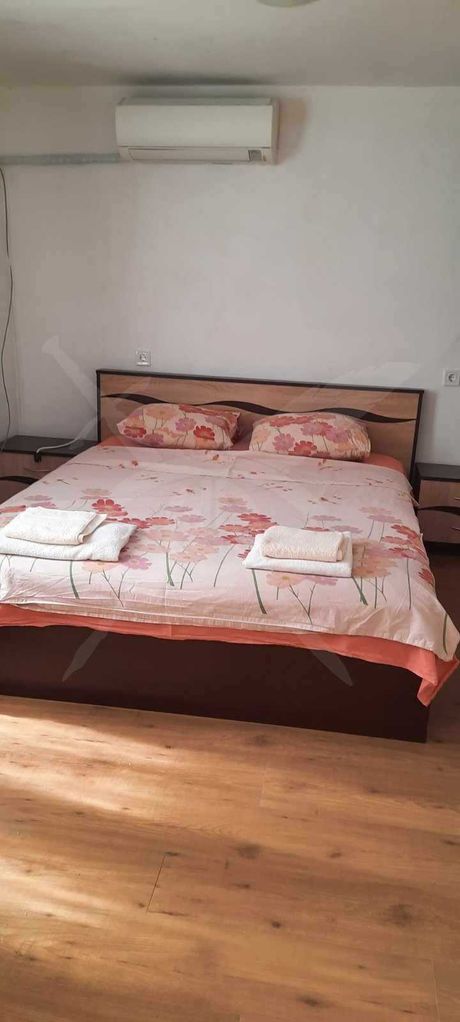 Дава се под наем Къща в Варна, Погреби - 50 кв.м за 300 € - Снимка #2