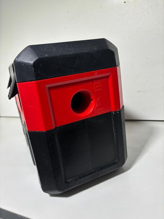 Aspirator milwaukee M18 VC-2