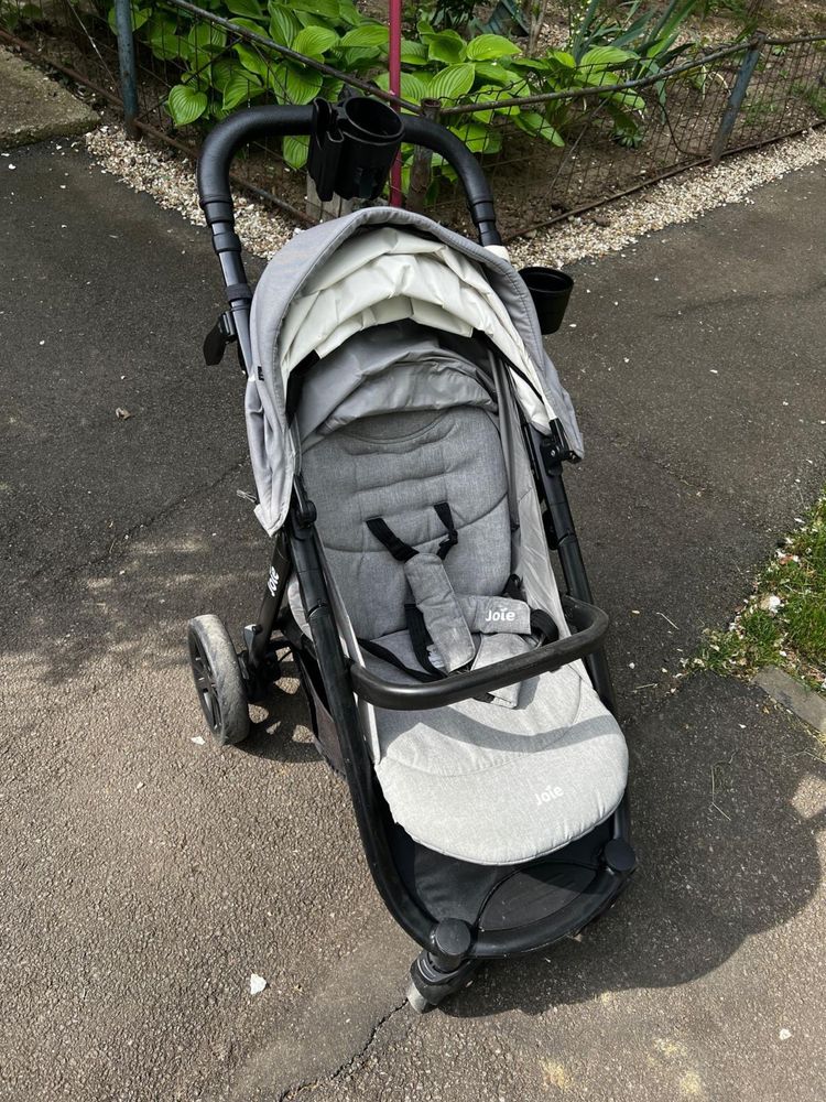 Carucior Joie ultracompact