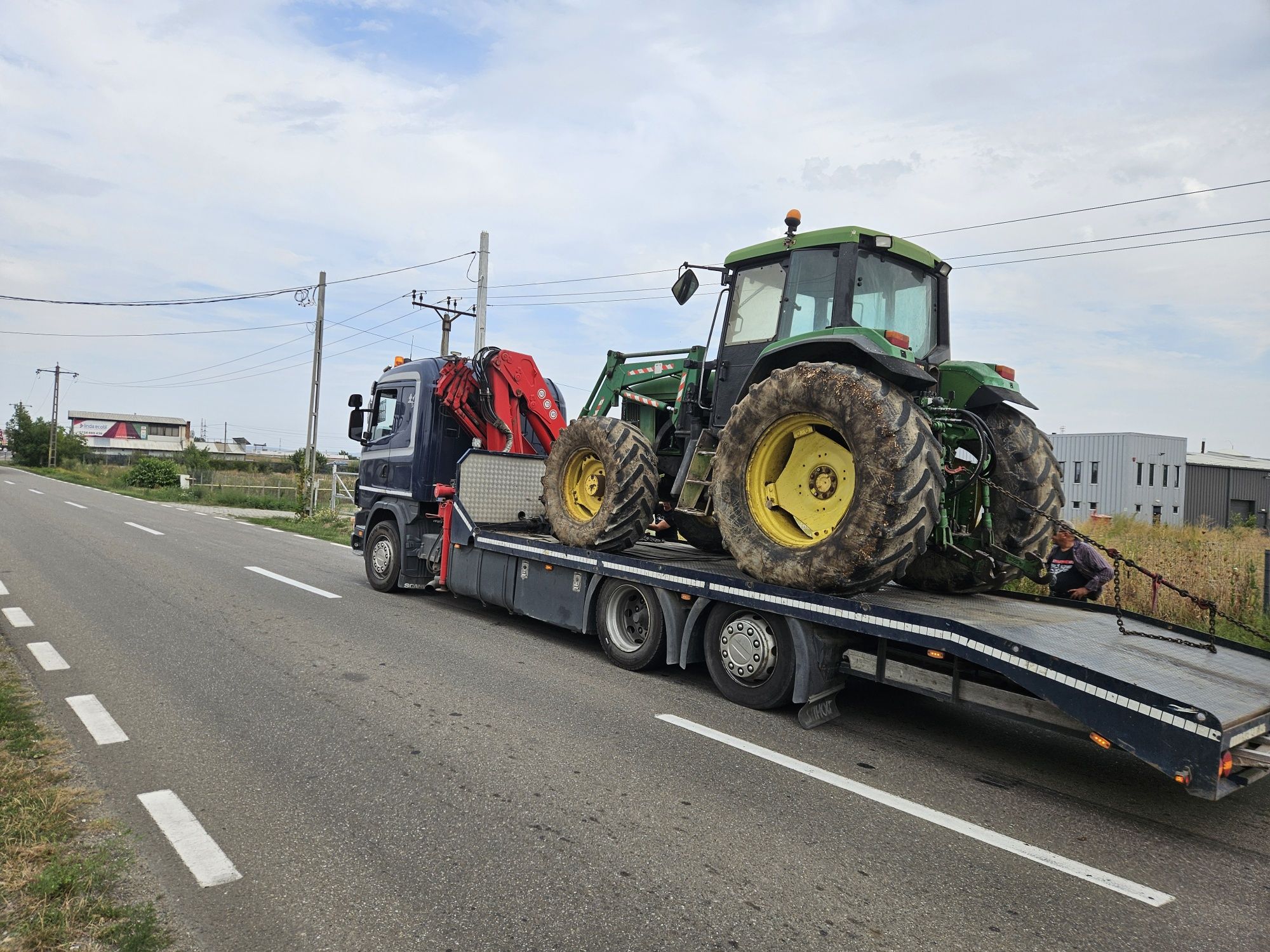 Scania autoplatforma cu macara de vanzare