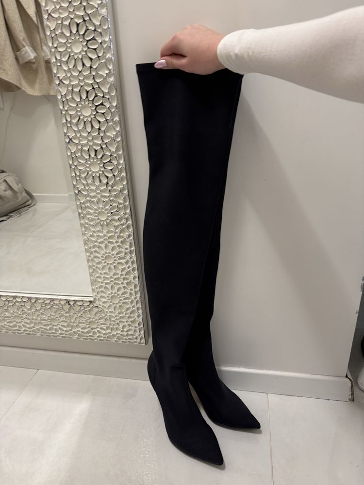 Ластични чизми Zara