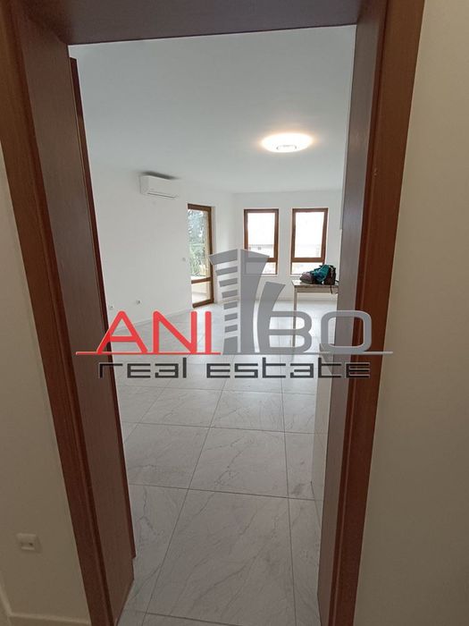 Продава се Тристаен апартамент в Варна, м-т Траката - 100 кв.м за 2280 €/кв.м - Снимка #10