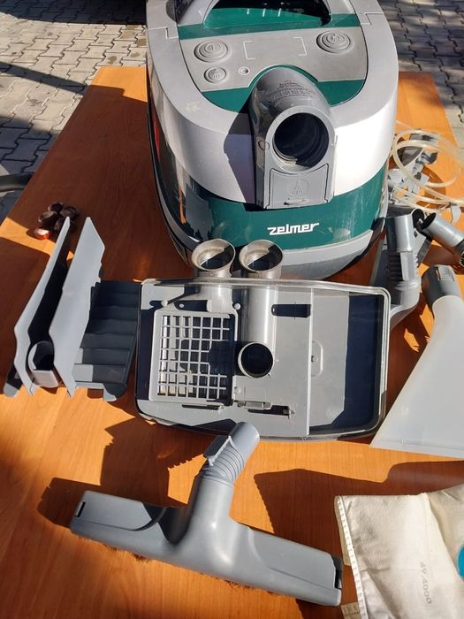 Продам пылесос Zelmer