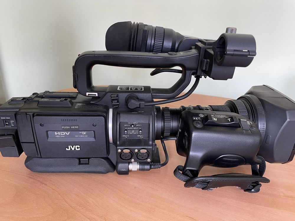 JVC GY-HD110U - 3-CCD Pro HD