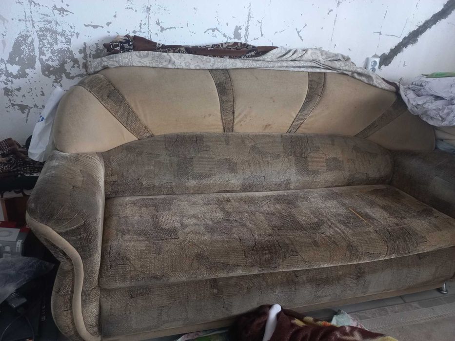 Продам диван мягкий