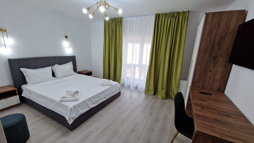 Închiriez camere cu regim hotelier
