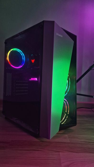 Vand PC Gaming i5 12400F | RTX 3060 12gb | 32gb DDR5 | 1TB SSD | NOU