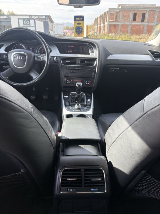 Audi A4 B8 – 2.0 TDI, 143 CP – 200