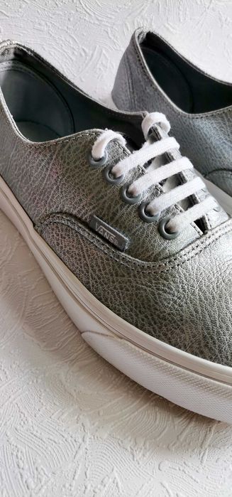 Adidasi dama sneckers VANS Decon mar 38,5 int 24,5cm piele argintii