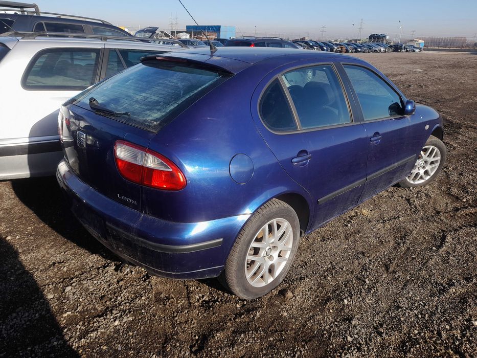 На части! Seat Leon 1.6