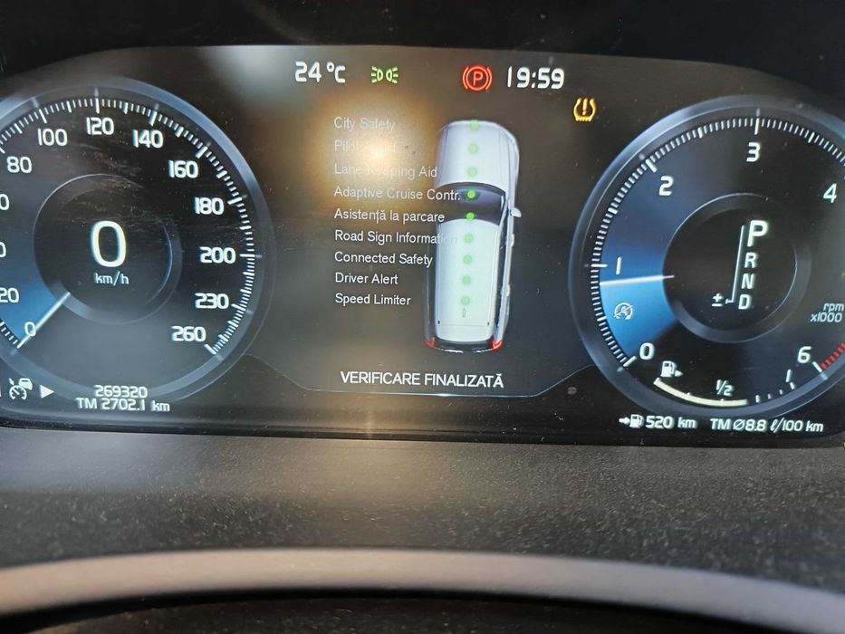 Vând Xc90  an 2017  7locuri stare perfecta de funcționare!!!