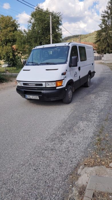 Vând Iveco daily