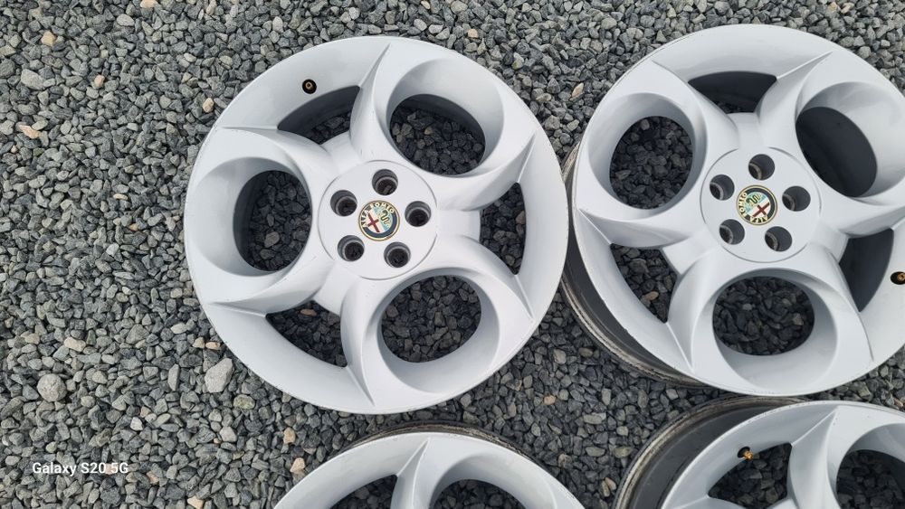 Оригинални джанти Алфа 5/98 Alfa 5x98

Употребявани, Шумен