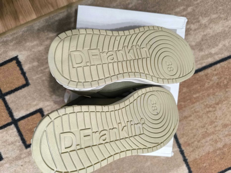 женски маратонки