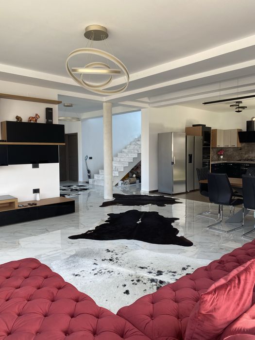 Vand vila moderna lux