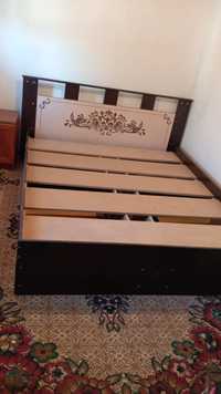 Спальный диван гарнитур в  хорошом состояние