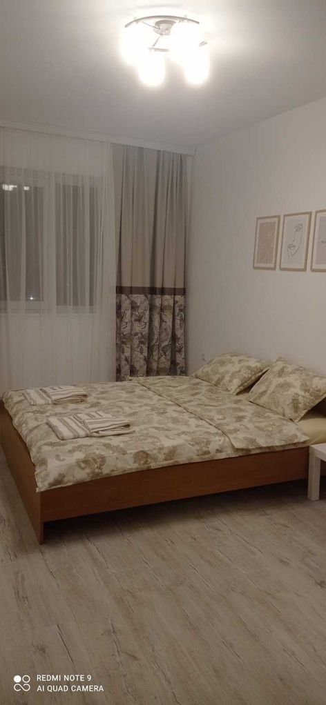 Дава се под наем Тристаен апартамент в Варна, Цветен квартал - 60 кв.м за 600 € - Снимка #2