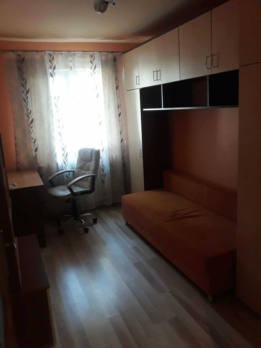 Ap cu 2 camere decomandate in Manastur