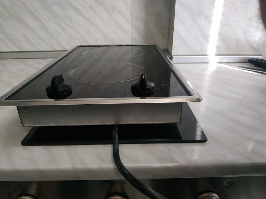 Двоен керамичен/индукционен  котлон за вграждане