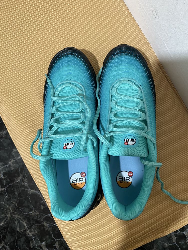 Nike Air Max Dn обувки