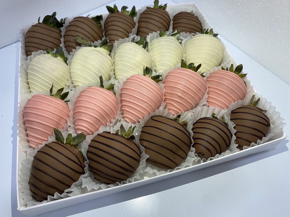 Клубника в шоколаде Candylab.uz