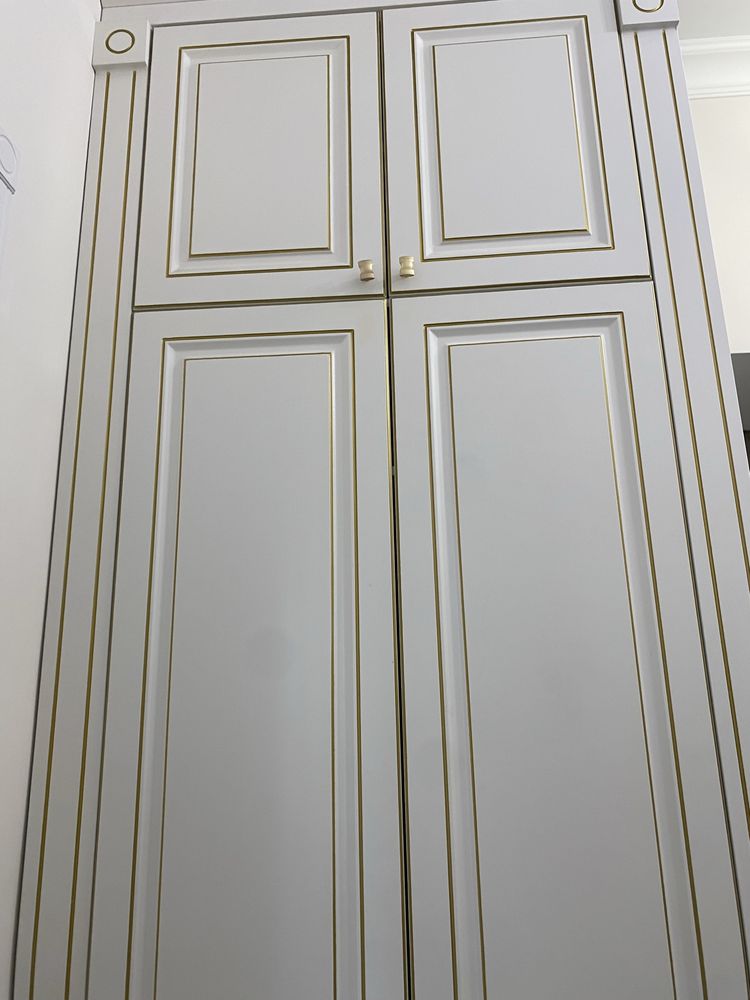 Срочно продам шкаф в прихожую и обувницу