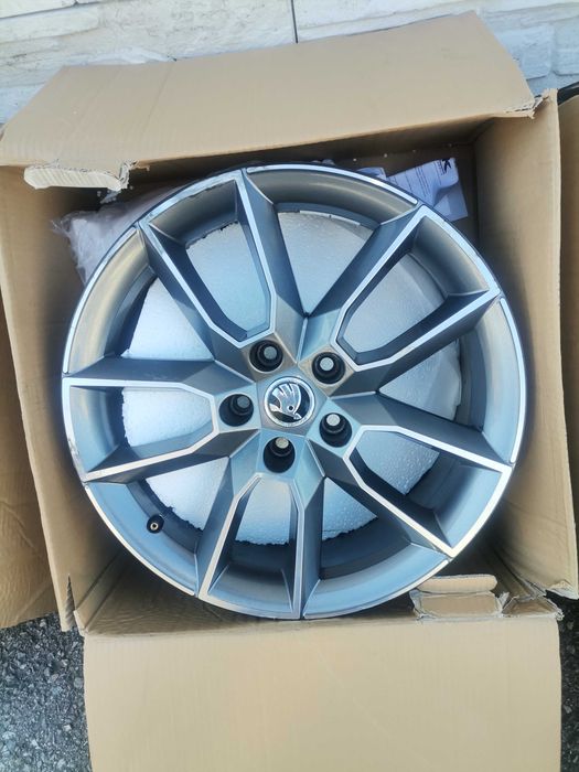 Джанти Орг Skoda Oktavia VRS SPORT. R18 ET 51.J7.5... 5.112