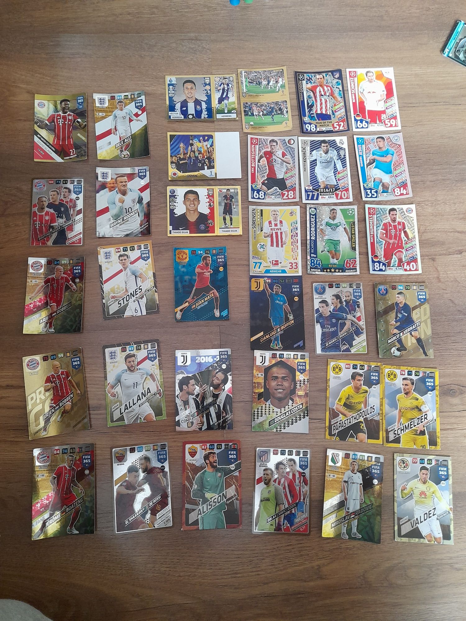 Panini fifa adrenalin 2 ron bucata comanda minim 10 cartonașe