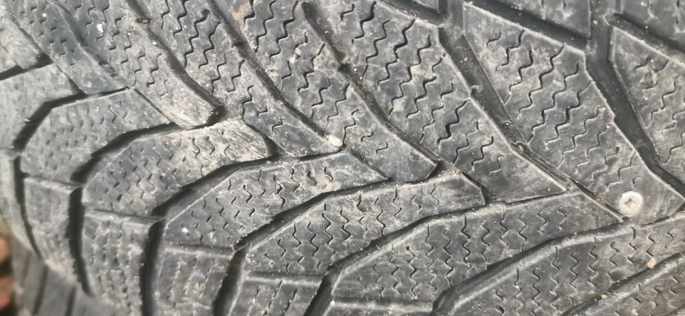 Зимни гуми nexen 235/55/17