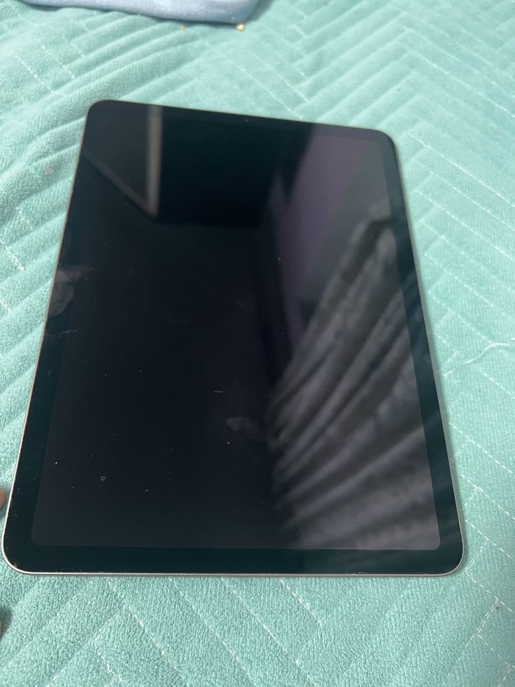 Продам Ipad air 4 64gb