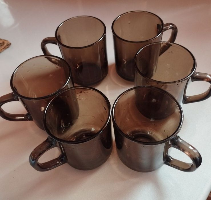 Продам кружки новые