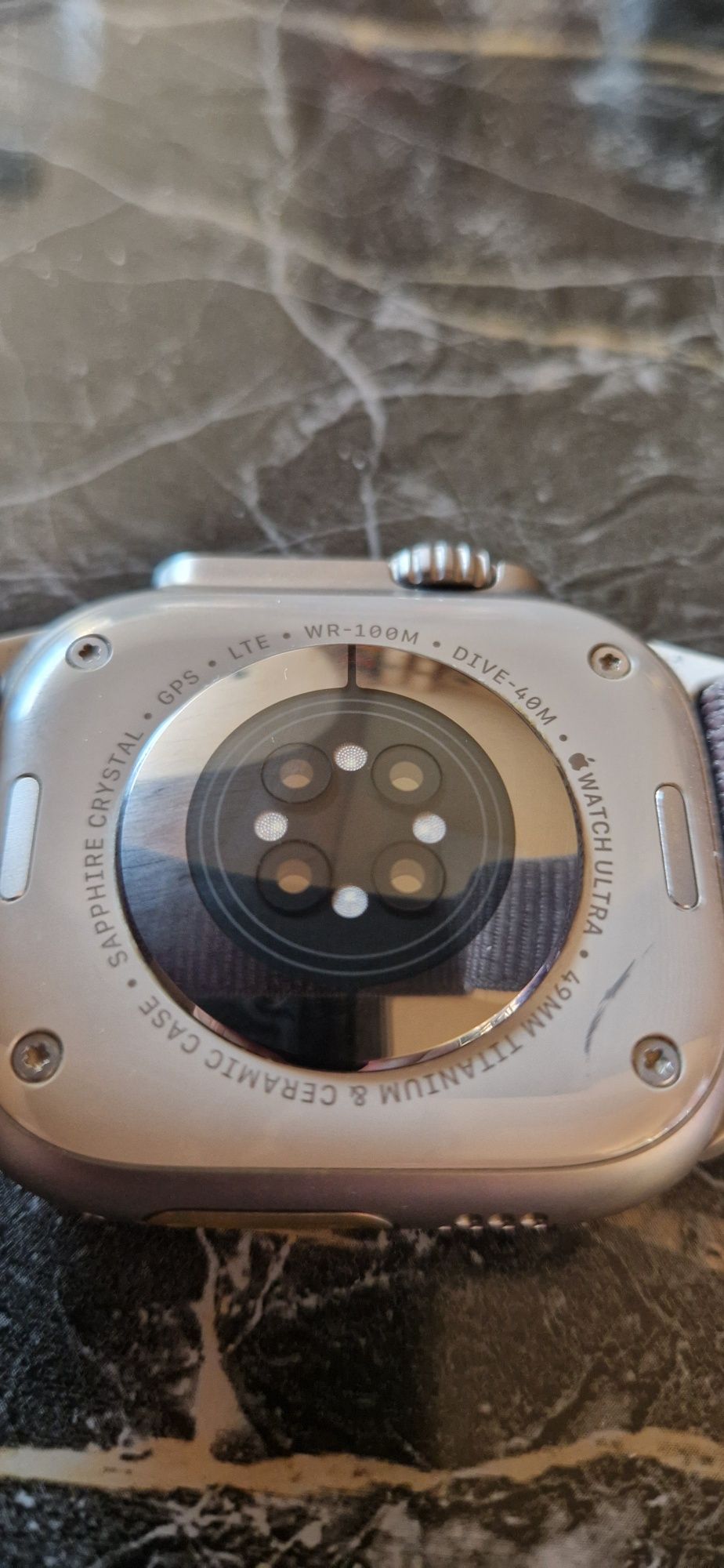 Часовник Apple watch ultra