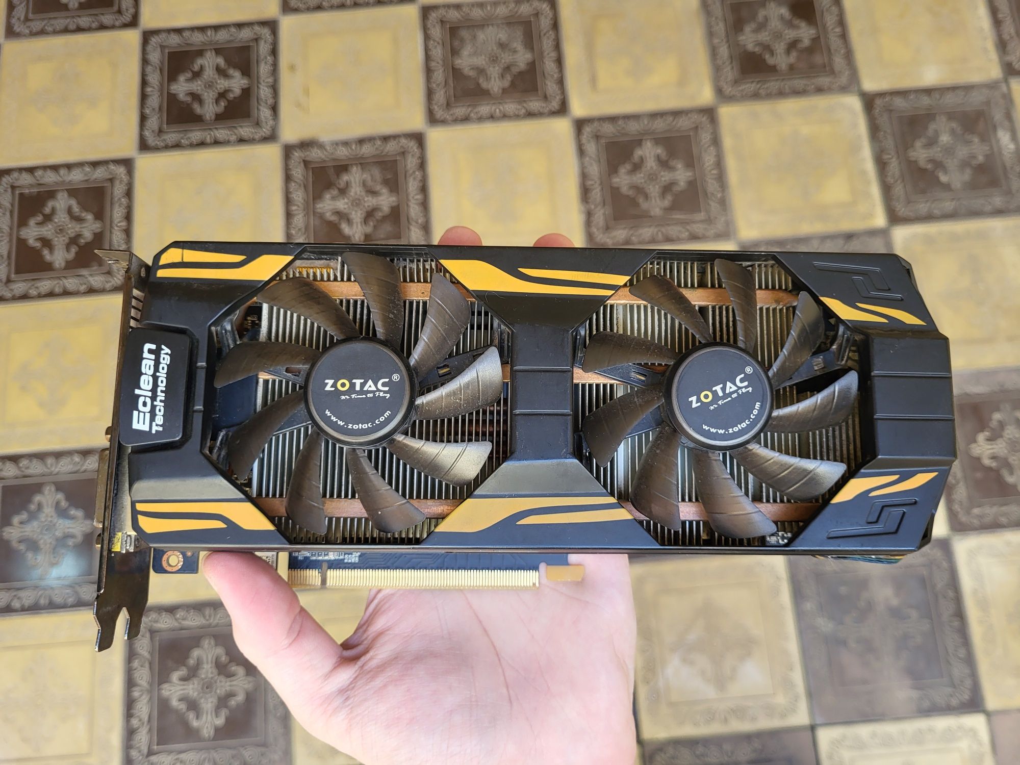 Видеокарта ZOTAC GTX 760 2GB