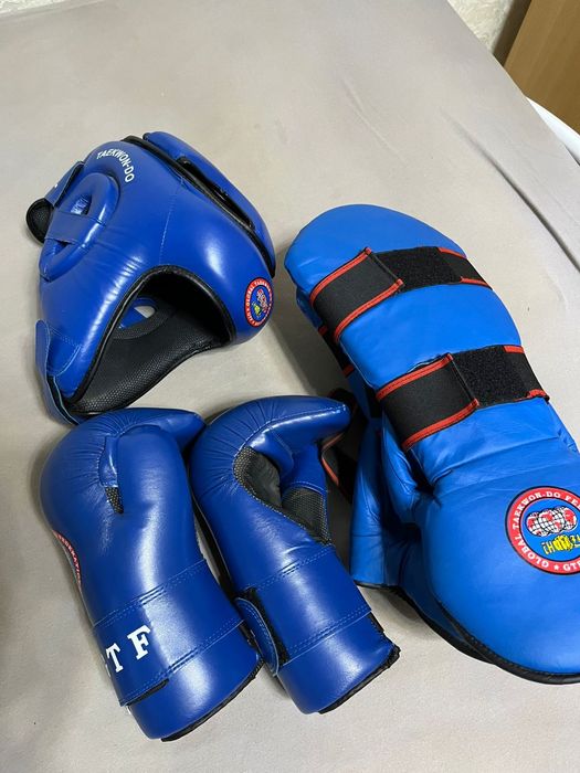 Продам защитную амуницию для таэквондо GTF Жилянка