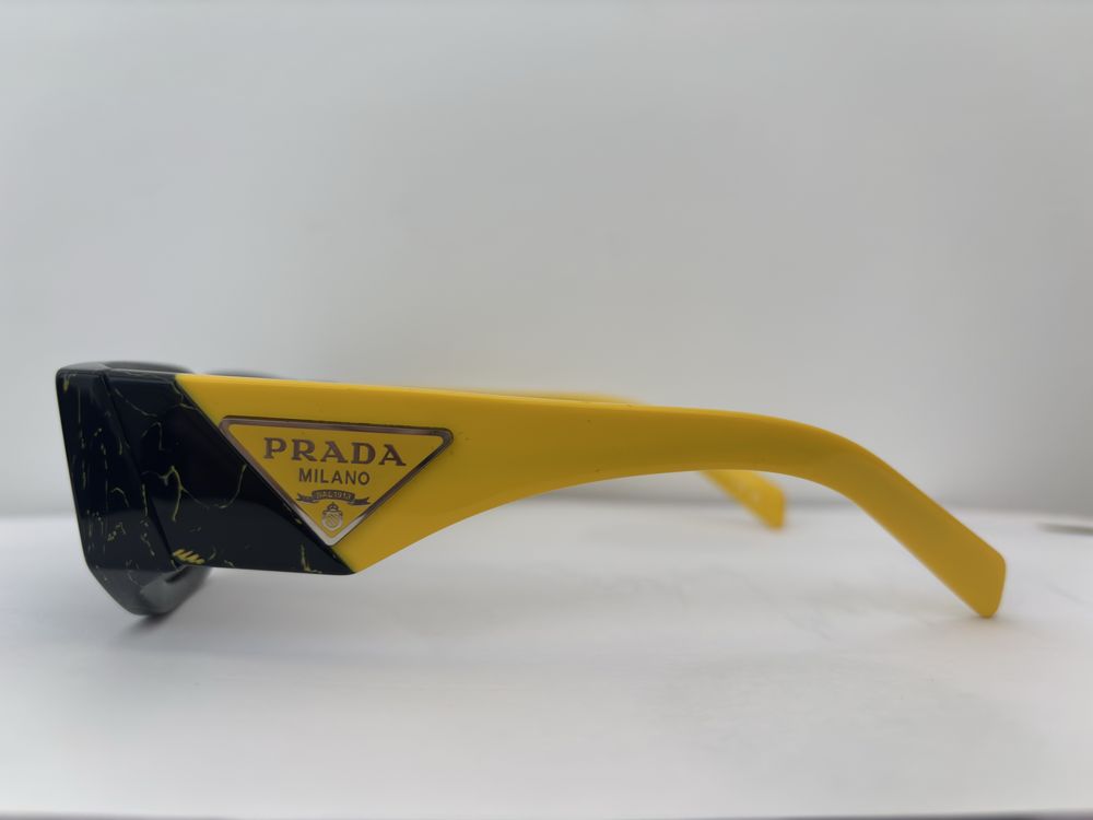 Prada Очила Yellow Marbel PR 09ZS