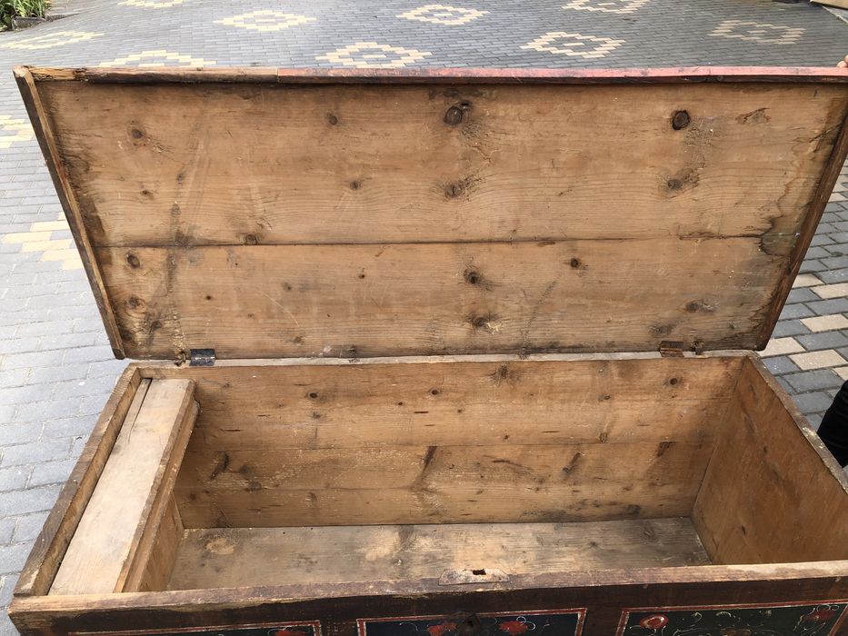 Ladă săsească vechi