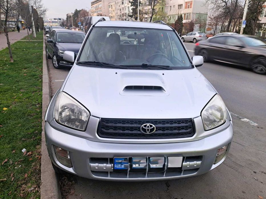 Toyota RAV4 – An 2002