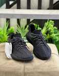 adidas yeezy transport inclus modele noi