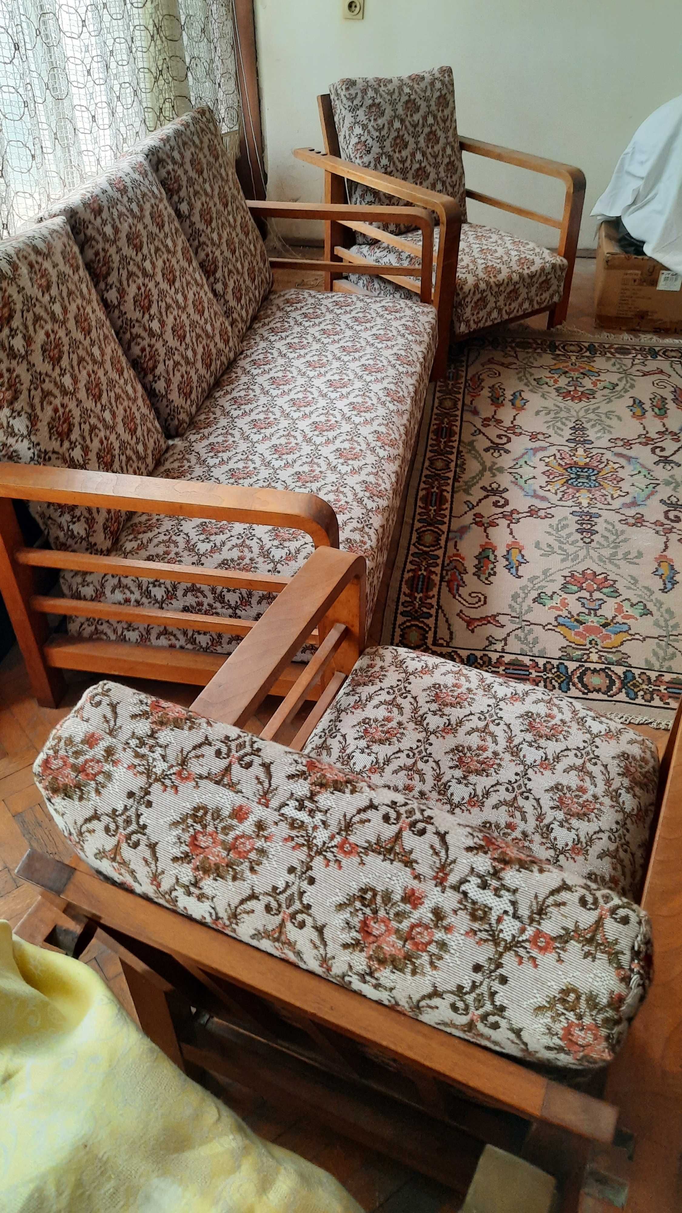 Канапе и два фотьойла комплект или поотделно