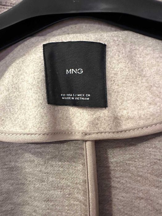 Палто с двуредно закопчаване - НОВО