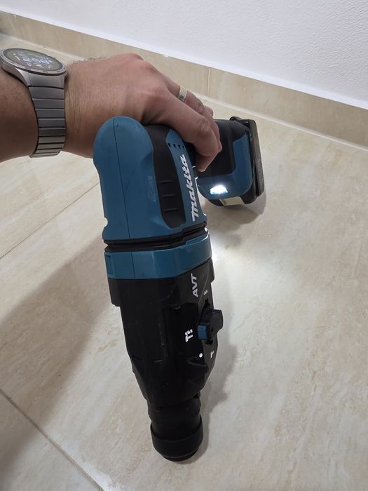 Rotopercutor Makita DHR 182