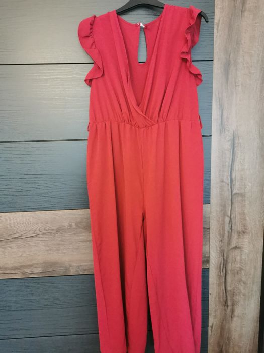 De vânzare salopeta dama eleganta